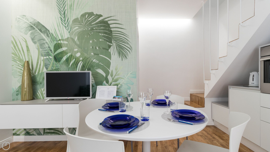 Others 3, Italianway - Ciro Menotti 18, Milano
