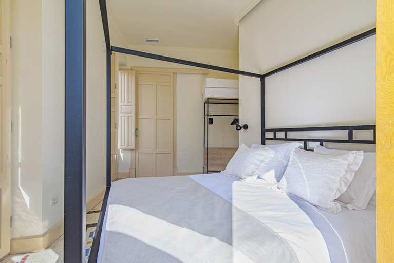 Bedroom 3, Mosaiko Homes Catedral Granada, Granada