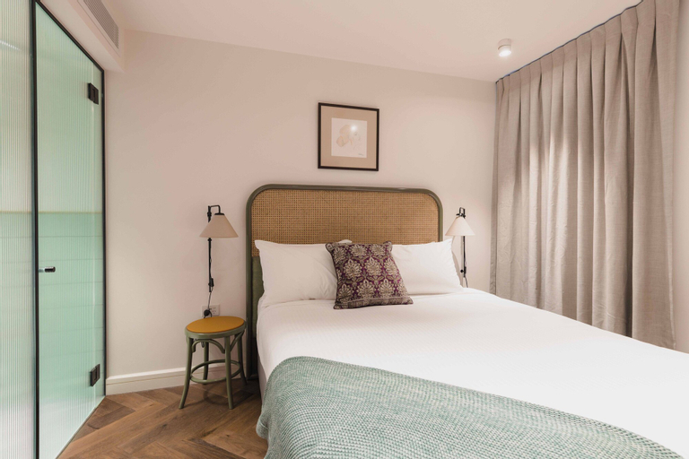 Bedroom 16