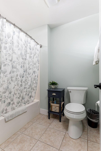 Bathroom 2, The Shores Lake View Condo Unit 5689, Grand Traverse