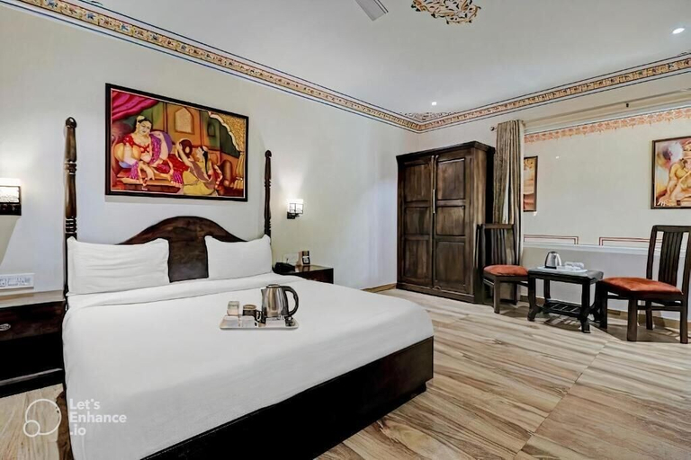 Bedroom 3, Hotel Sahibs Royal Ville, Agra
