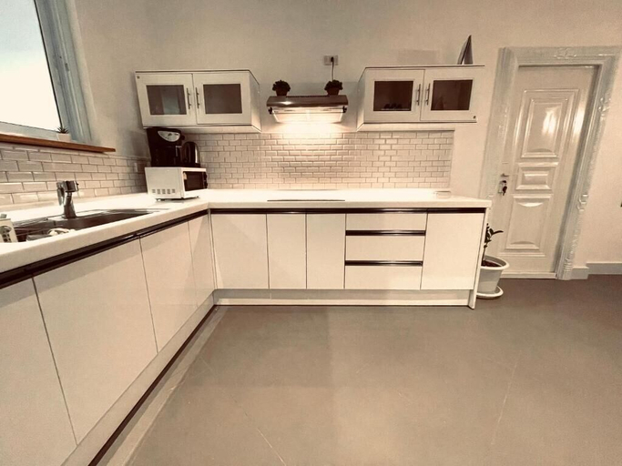 Others 5, Salithyna villa, Vientiane