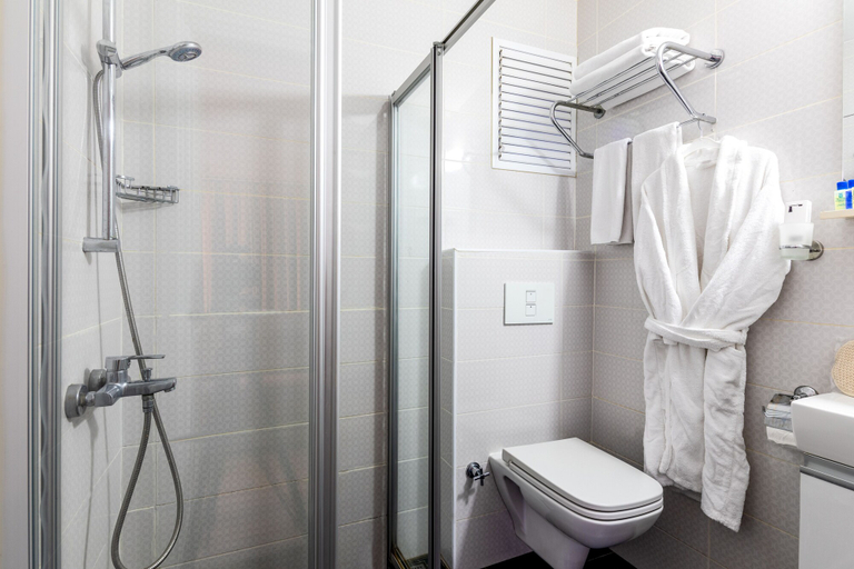 Bathroom 4, Platine Hotels & Suites, Beyoğlu