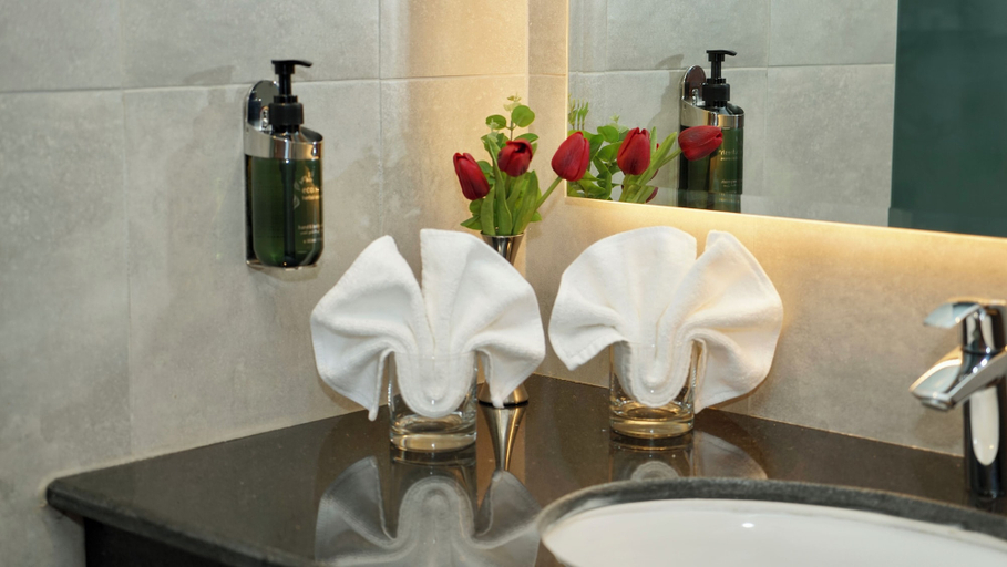 Bathroom 5, Kyriad Hotel Salalah, Salalah