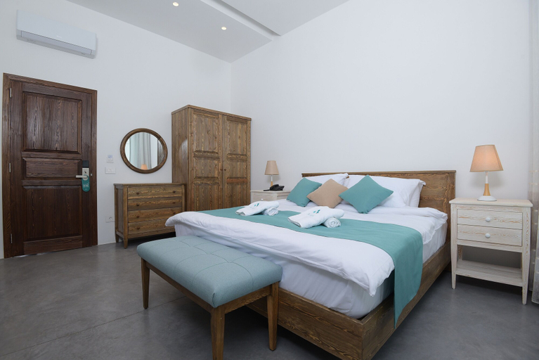 Bedroom 2, Beit Laure, Koura