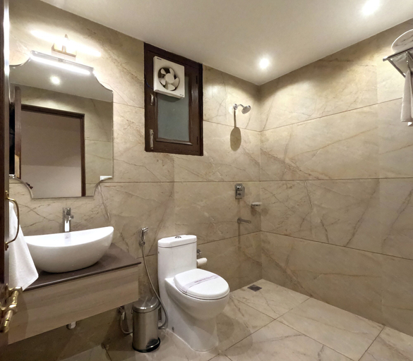 Bathroom 3, Chandra Raj Mahal, Bikaner