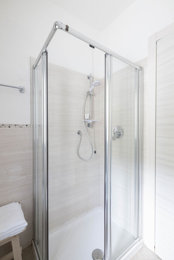 Bathroom 5, B&B Castello, Brescia