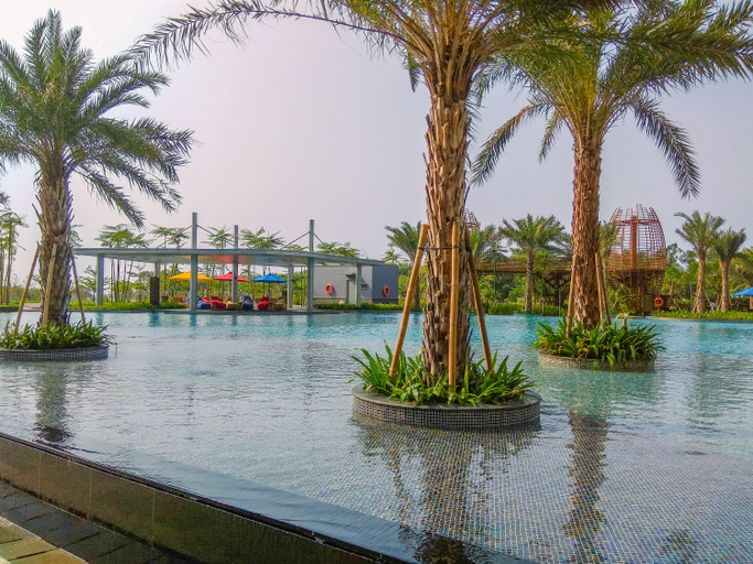 Others 2, Well Furnished and Comfortable 2BR Apartment Gold Coast By Travelio, Jakarta Utara