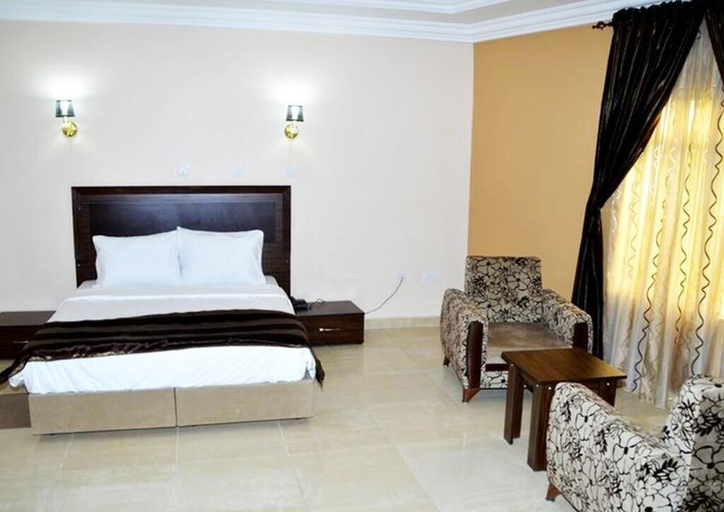 Bedroom 2, Chilla Luxury Suites, Fagge
