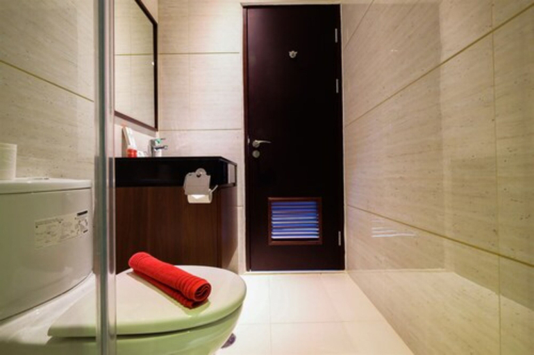 Bathroom 2, Brooklyn Alam Sutera Studio Apartment with Sofa Bed, Tangerang