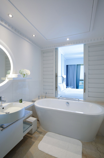 Bathroom 5, Sofitel Dubai Jumeirah Beach, Dubai