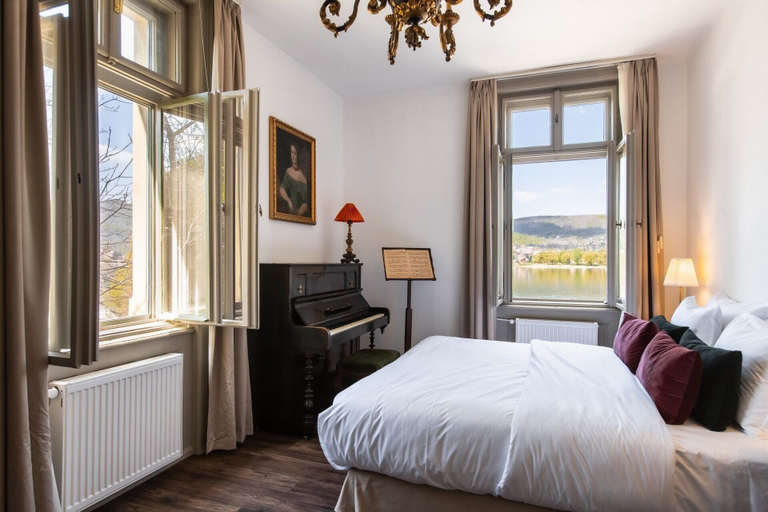 Bedroom 2, Mr. Görgey Art Hotel & Bisztró, Szentendre