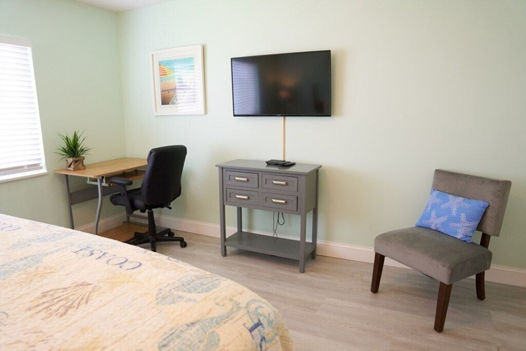 Bedroom 3, Four Winds F8, Saint Johns