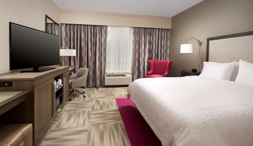 Bedroom 3, Hampton Inn Louisville East/Hurstbourne, Jefferson
