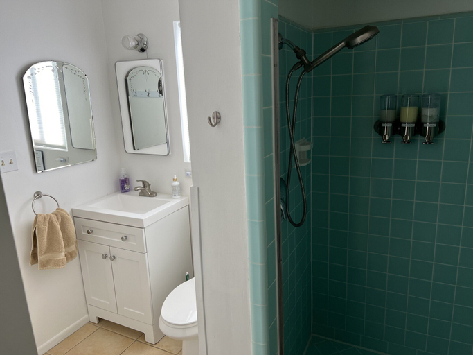 Bathroom 4, Ohana Ranch, San Bernardino