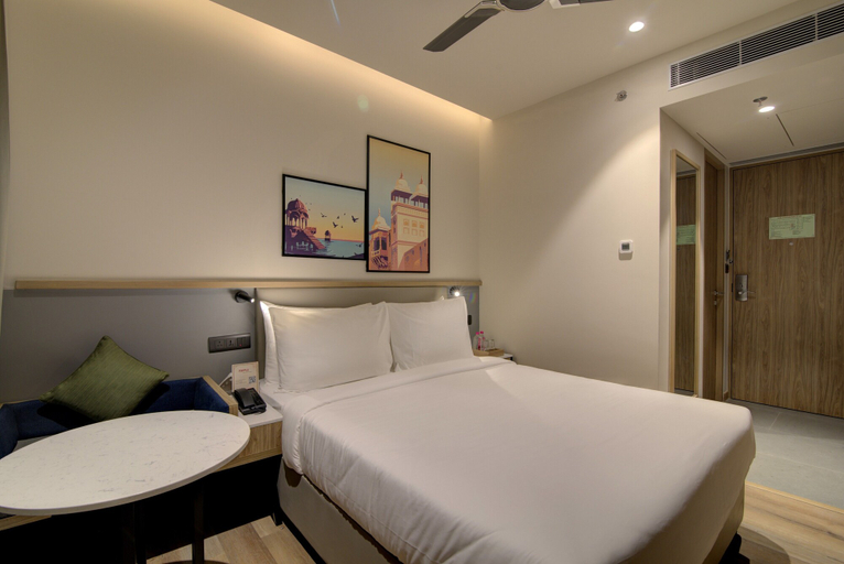 Bedroom 3, 7 Apple Hotel Pratap Nagar - Jaipur, Jaipur