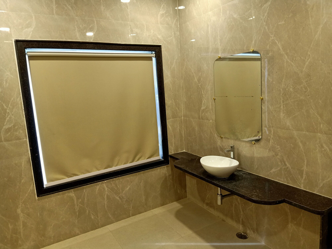 Bathroom 4, Sun Stone Hotel & Club - Jawai, Pali