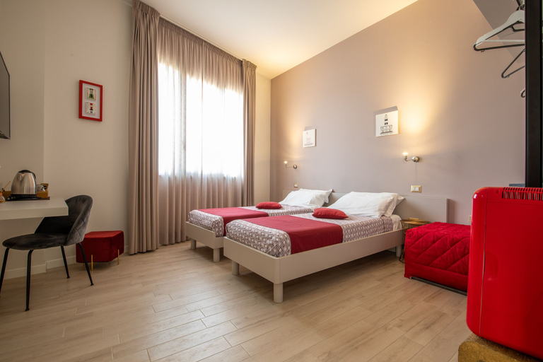 Bedroom 4, La Locanda d'Oro, Cagliari