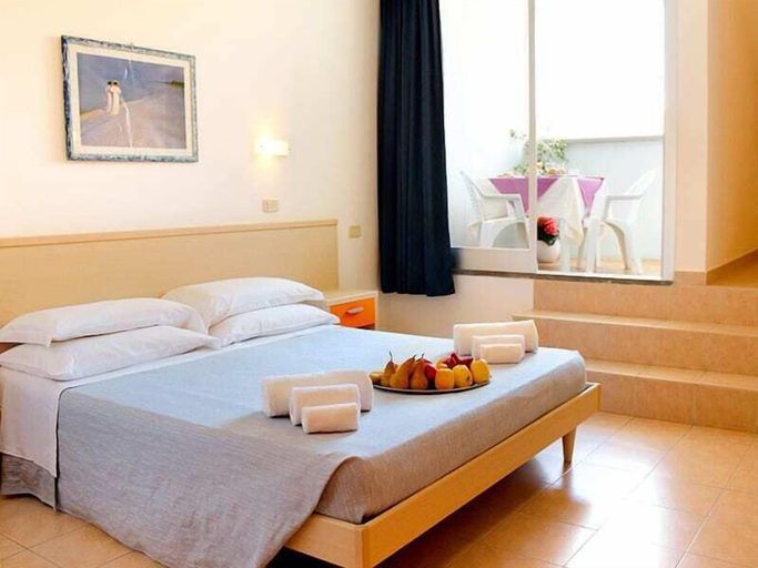 Bedroom 2, PFA Hotel La Darsena, Grosseto