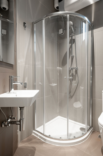 Bathroom 4, Marea Central Apartments