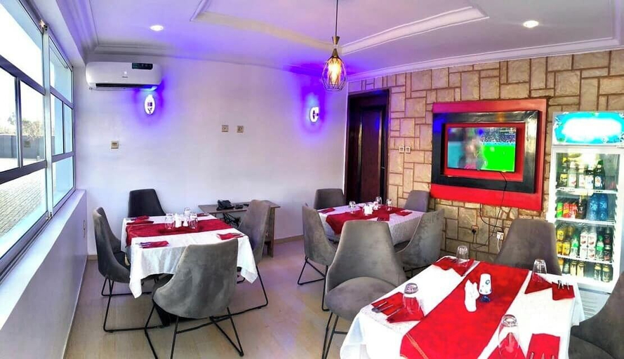 Food & Drinks 4, Hotel by Luxury L'auberge, Jos North