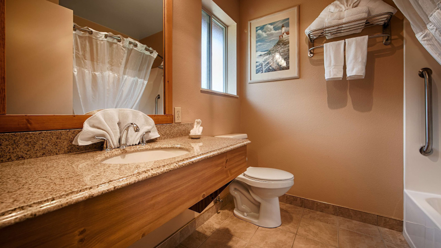 Bathroom 4, Best Western Plus Hartford Lodge, Douglas