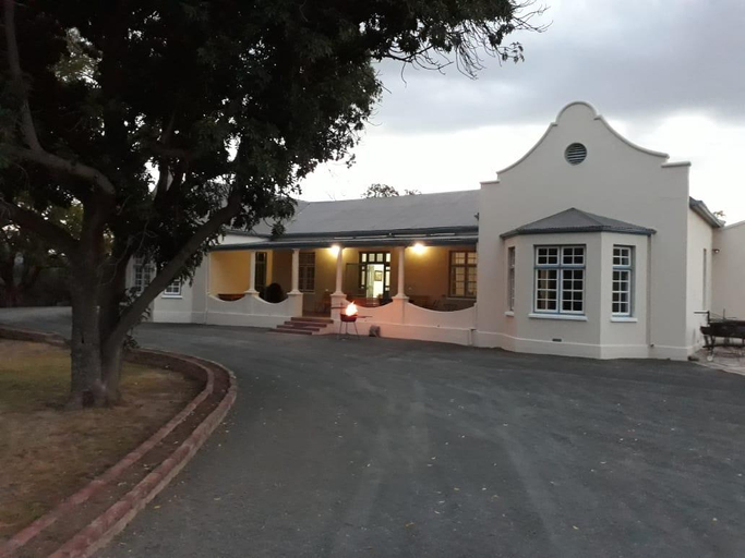 Exterior & Views 1, Roode Bloem Farm House, Cacadu