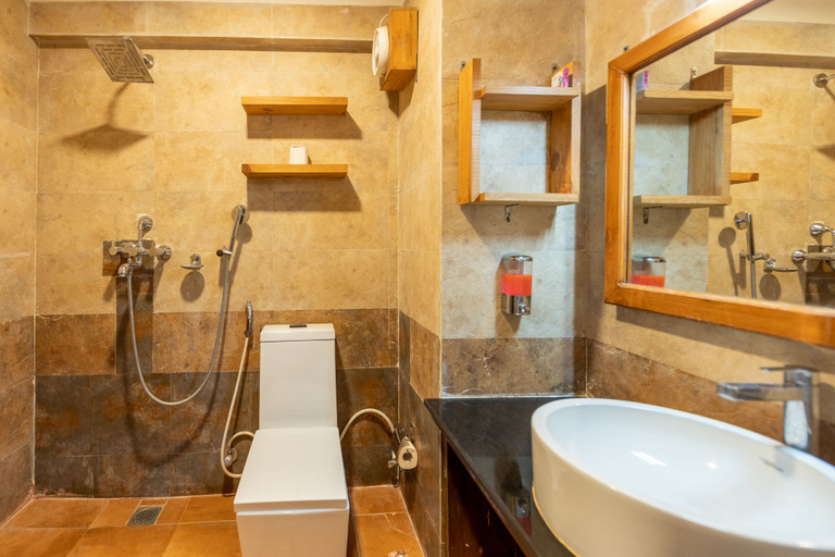 Bathroom 3, Holesung Resort, Sagarmatha