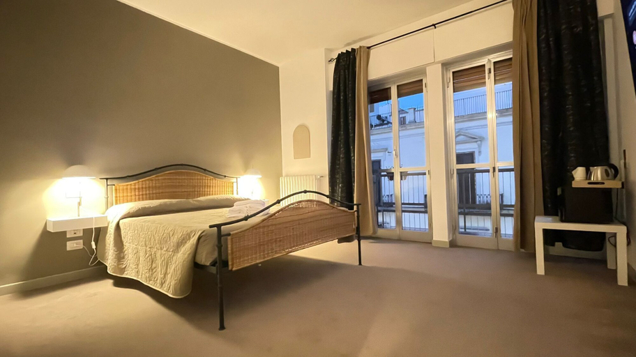 Bedroom 3, Suite&Chic, Bari