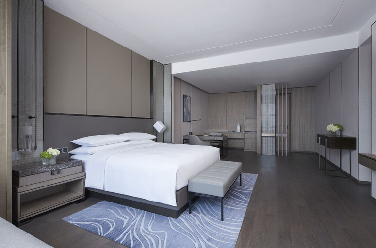 Bedroom 16