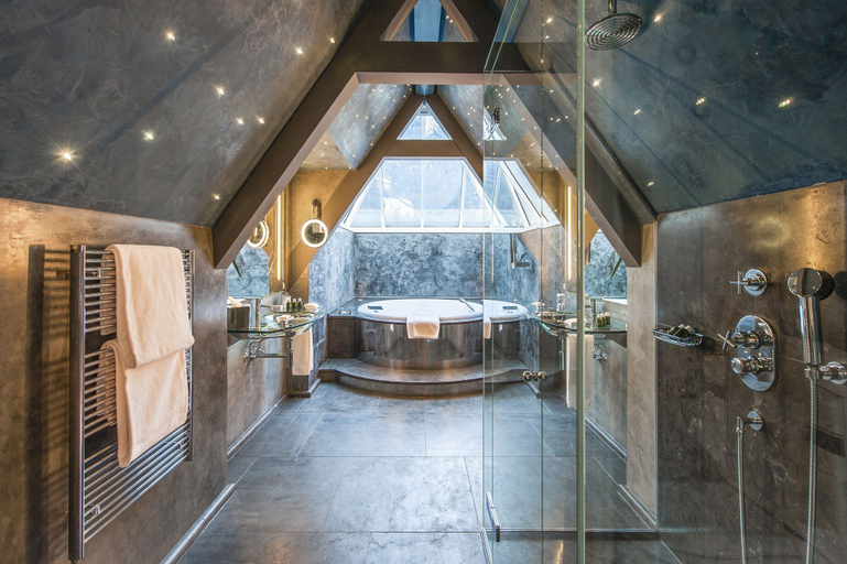 Bathroom 5, Le Grand Bellevue, Saanen
