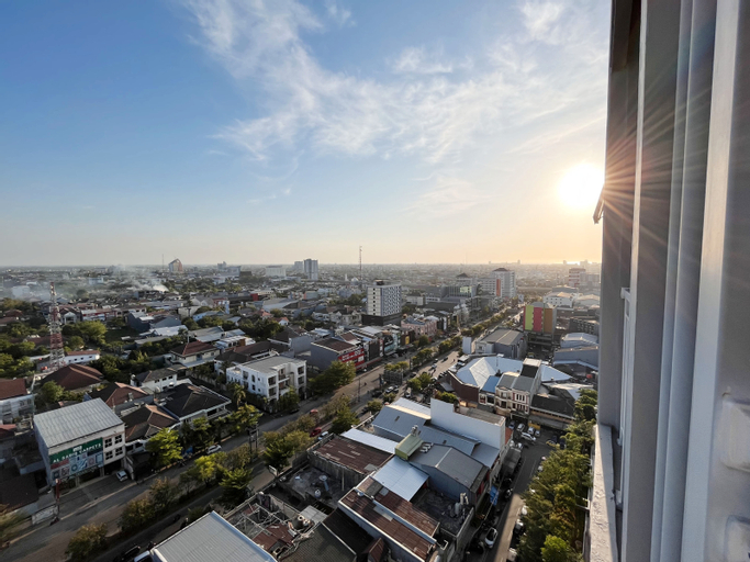 Exterior & Views 4, Restful and Simply Look Studio Vida View Makassar Apartment By Travelio, Makassar