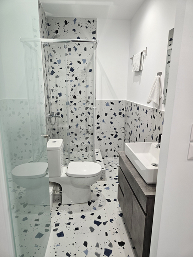 Bathroom 2, Nikis 20 Suites, Attica