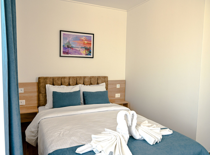 Bedroom 3, Dona, Belgrade