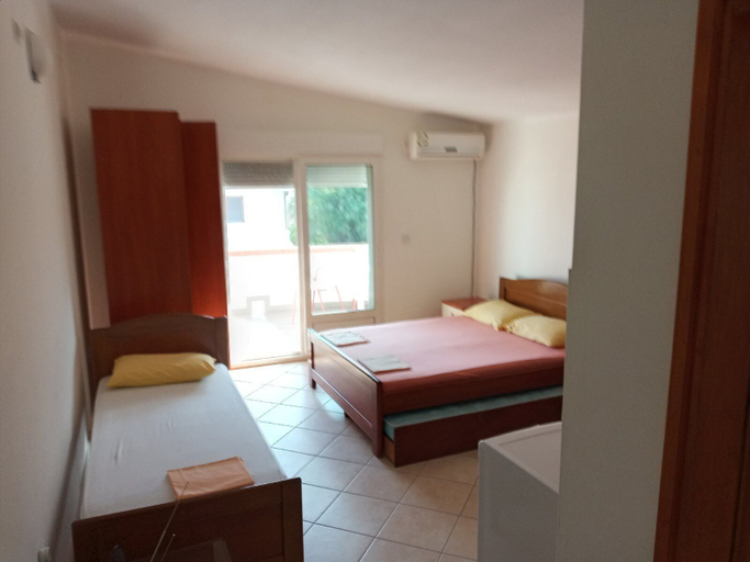 Bedroom 2, Kattegat apart