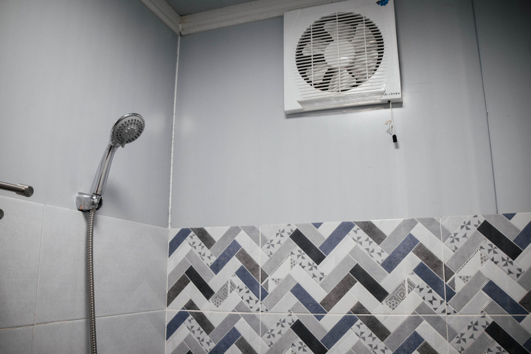 Bathroom 4, Olive Hostel Roxas City, Roxas City