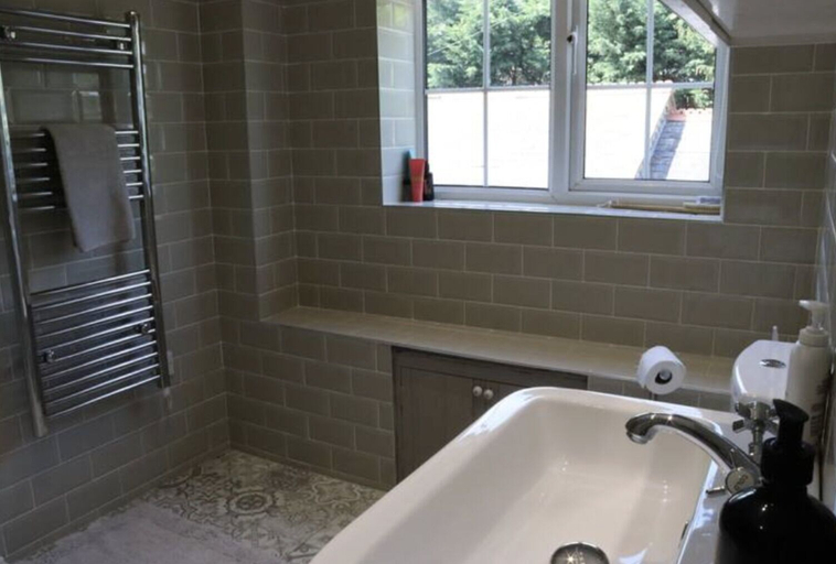 Bathroom 4, Bozeat House - Country Retreat, Northamptonshire