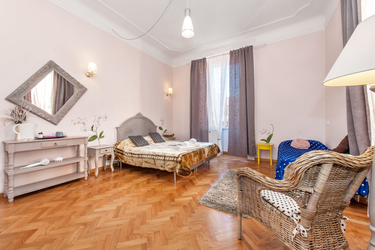Others 4, Il Sesto Suites Central, Rome