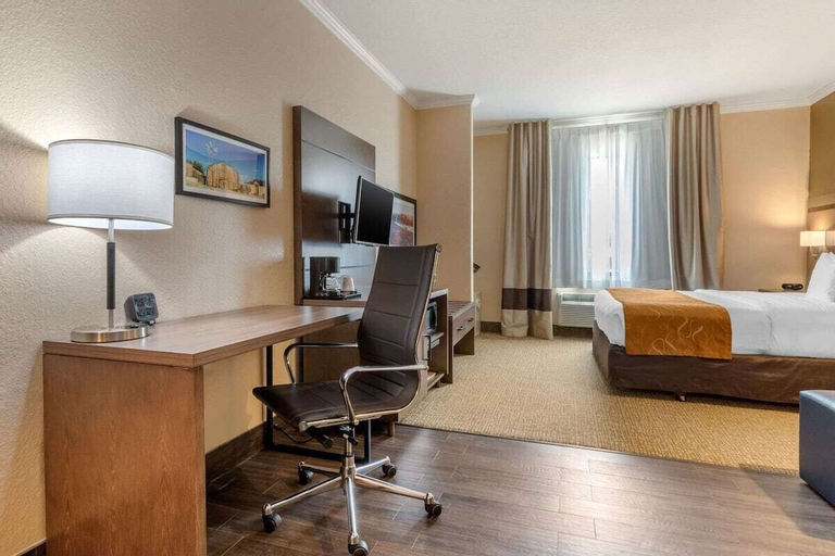 Bedroom 23