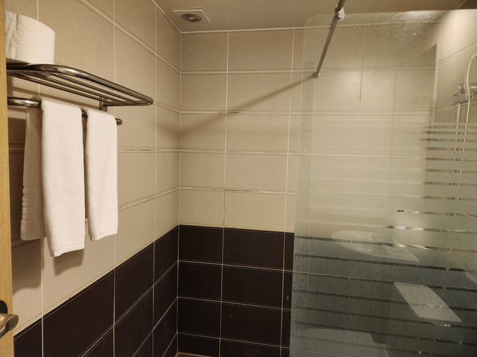 Bathroom 4, Hotel Navis, Jeju