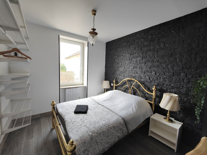 Bedroom 12