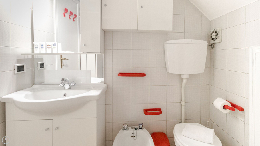 Bathroom 3, Italianway - Washington 91, Milano