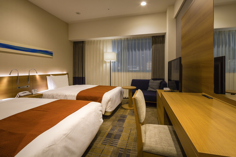 Bedroom 3, Hotel Sunroute Chiba, Chiba