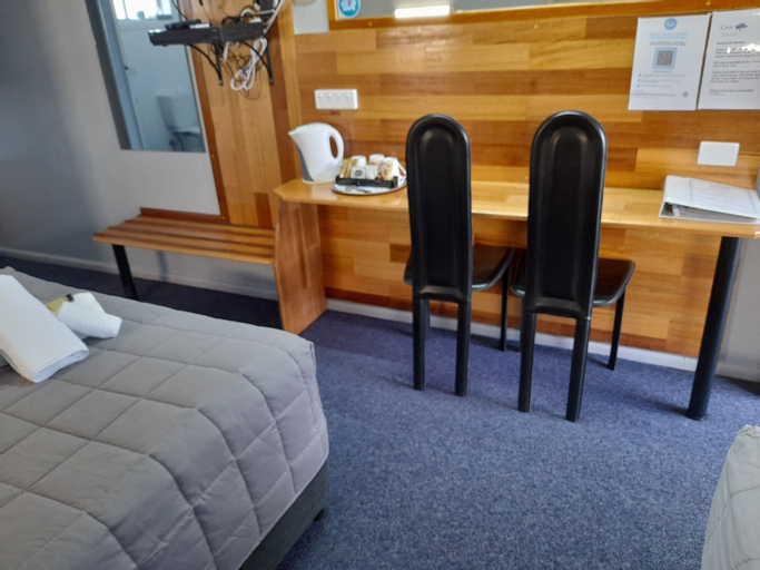 Bedroom 27