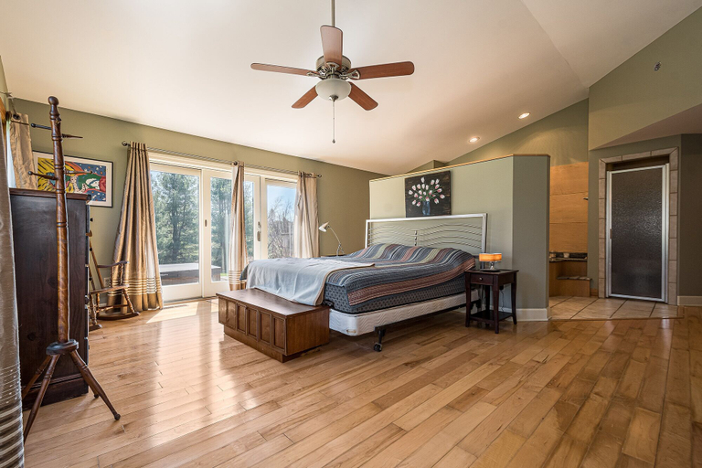 Bedroom 2, Sunset Serenity, Garrett