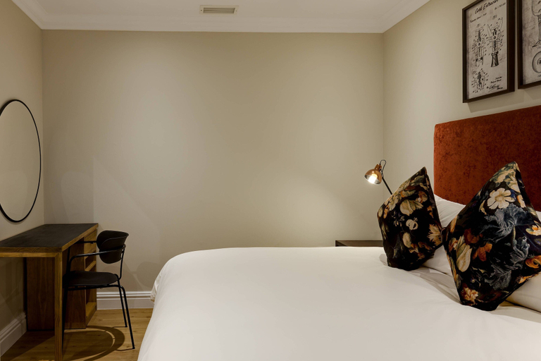Bedroom 3, Protea Hotel by Marriott Franschhoek, Cape Winelands