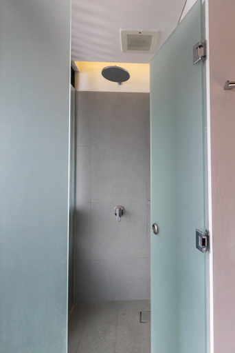 Bathroom 5, Lealands Villa, Badung