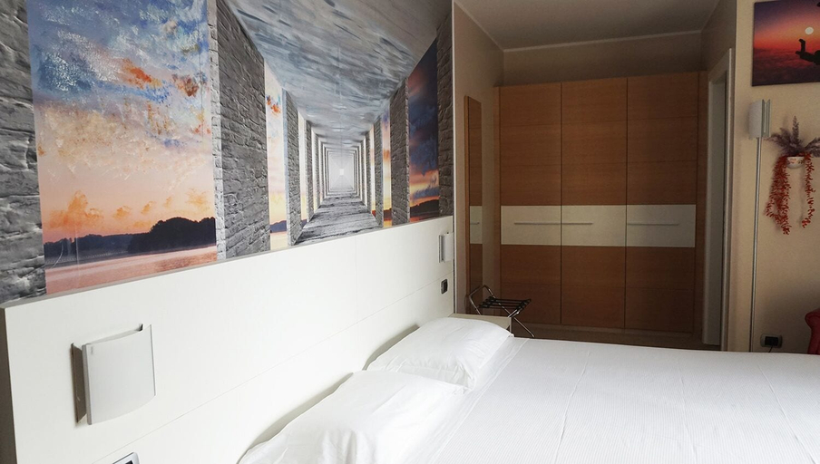 Bedroom 3, Hotel Sporting Brugherio, Monza and Brianza