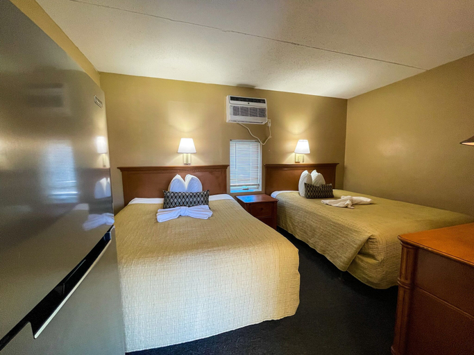 Bedroom 2, The Oceanfront Viking Motel, Horry