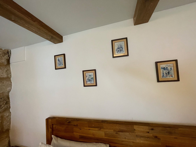 Bedroom 5, Beit Laure, Koura